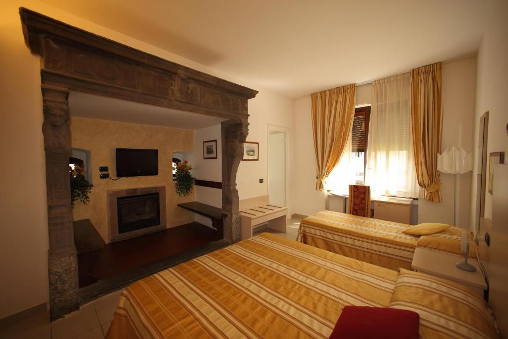 Hotel Fioroni Bellagio Habitación foto